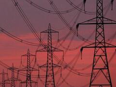 बिना बिजली के 10 साल से चल रहा Jhansi का अस्पताल | घंटी बजाओ