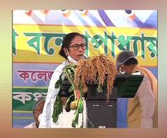 Mamata Banerjee at Midnapore: 'এত বড় বড় কথা বলে, পরিযায়ী শ্রমিকদের জন্য কী করেছে?, কেন্দ্রকে কড়া ভাষায় বিঁধলেন মমতা বন্দ্যোপাধ্যায় 