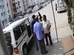 અમદાવાદની પોલીસની દાદાગીરી સામે આવી, સોસાયટીમાં સિક્યોરિટી સુપરવાઇઝરને માર્યો માર