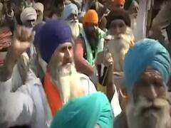 किसानों के 'भारत बंद' को 11 राजनीतिक पार्टियों का समर्थन | Farmers Protest