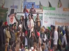 Agitating farmers reject govt's offer to hold talks | Audio Bulletin