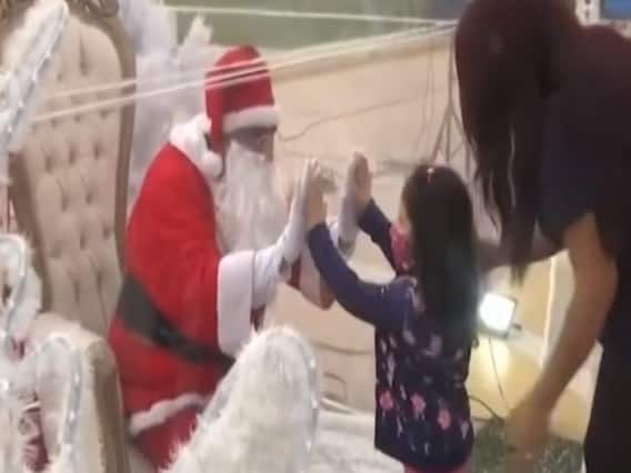 कोरोना महामारी के बीच कैसे दुनिया के तमाम देश नियमों का पालन करते हुए मना रहे हैं Christmas?