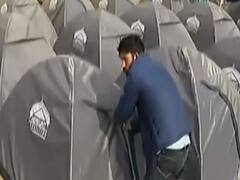 Tents arranged for protesting farmers to stay warm during cold nights