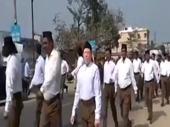 Farmers Protest: SC में सुनवाई को लेकर किसानों की बैठक