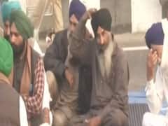 Pro-farm laws farmers meet Narendra Tomar; protesting farmers unhappy