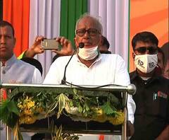 'দিলীপ ঘোষ মুখের সামনে চটি ধরতেই বলল, তোলাবাজ ভাইপো হঠাও' - কাঁথিতে শুভেন্দুকে শাণিত তির সৌগতর