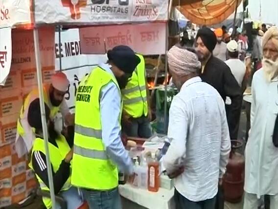 Singhu Border : सेवादार दे रहे हैं आंदोलनकारियों को निशुल्क खाना, पीना, दवाई 