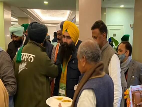 Farmers & govt's consensus on two out of four key issues | Master Stroke 