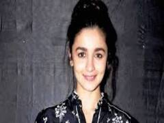 Case filed against actress Alia Bhatt, know why | Khabar Filmy Hai