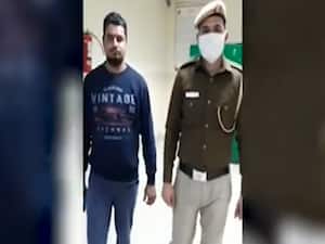 Noida man arrested for blackmailing 100 girls using fake unclothed pictures | Sansani (30.12.2020)