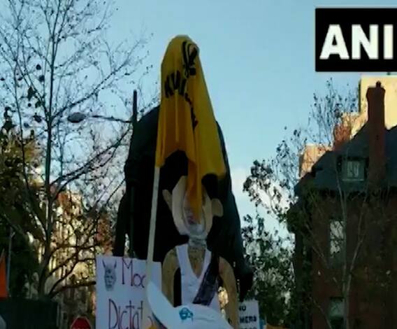Gandhi Statue Vandalised | वॉशिंग्टन डीसीमध्ये महात्मा गांधीजींच्या पुतळ्याची अवमानना