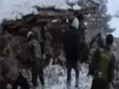 जम्मू कश्मीर में बड़ी साजिश नाकाम, सुरक्षाबलों ने दो पाकिस्तानी आतंकी ढेर किए, एक को जिंदा पकड़ा