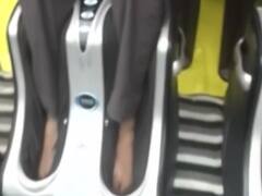 Farmers Protest: आंदोलन कर रहे किसानों के लिए लगाई गई Foot Massager Machine