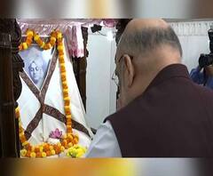 Amit Shah Bengal Visit: বিবেকানন্দের মূর্তিতে পুষ্পার্ঘ্য অমিতের, ঘুরে দেখলেন স্বামীজির জন্মস্থান