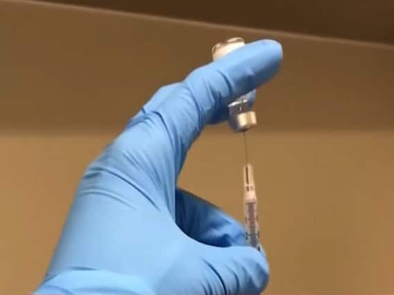 कोरोना वैक्सीन हलाल है या हराम? क्यों कोरोना वैक्सीन पर हो रहा है धार्मिक विवाद? | Ghanti Bajao