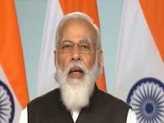 देश के चर्चित नेताओं और अभिनेताओं के लिए साल 2021 के पिटारे में क्या है? देखिए क्या कहते हैं ज्योतिष