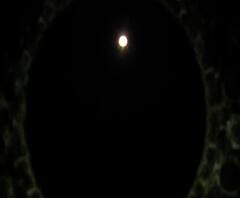 स्वर्ग मंडपाच्या मधोमध कार्तिक पौर्णिमेचा चंद्र,चंद्राचं दर्शन होणारं देशातील एकमेव खिद्रापूर मंदिर 