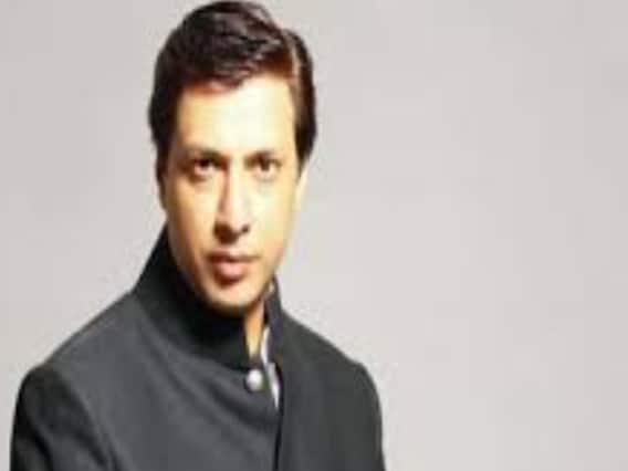 Lockdown में हुए पलायन पर फिल्म बनाएंगे Madhur Bhanndarkar