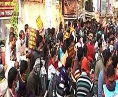 West Bengal Teacher Appointment: গভীর রাতে SSC ভবনের সামনে থেকে আন্দোলনকারীদের সরাল পুলিশ, ধস্তাধস্তি, শিয়ালদা স্টেশনের কাছে পথ অবরোধ, সকালেও বিক্ষোভ 