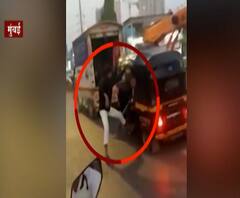 Auto-Riksha Stunt | मुंबईत टवाळखोर तरुणांची स्टंटबाजी,धावत्या रिक्षात लटकून महिलांशी गैरवर्तन