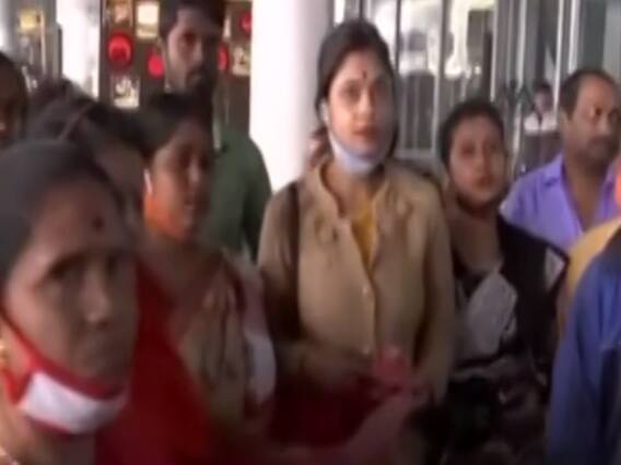 JP Nadda Bengal Visit: BJP अध्यक्ष के स्वागत के लिए कोलकाता एयरपोर्ट पर उमड़े समर्थक