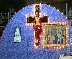 WEB EXCLUSIVE | येशू जन्मासाठी कुर्ल्यातील ख्रिश्चन गाव आणि होली क्रॉस चर्च सज्ज