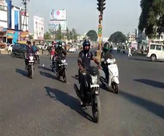 Bharat Bandh | पुण्यातील चाकण चौकात नेहमीप्रमाणे वाहनांची वर्दळ