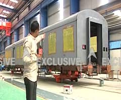 Marathwada Coach Factory | लातूरमध्ये बनला पहिला रेल्वे कोच, उद्दिष्ट वेळेत पूर्ण, मराठवाड्यासाठी आशादायी चित्र