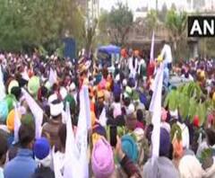 Farmers’ Protest: কৃষি আইনের বিরুদ্ধে বিরোধীদের একজোট করতে তৎপর অকালি দল