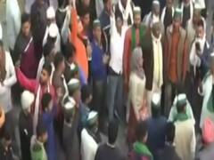 Will a meeting between farmers & govt yield results tomorrow? | Master Stroke 