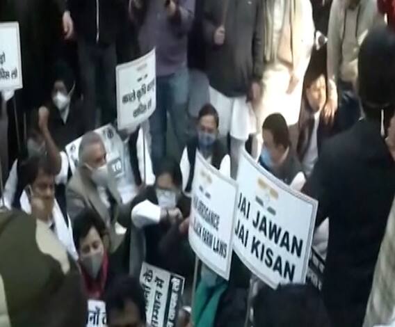 Congress March | कृषी कायद्याविरोधात राहुल गांधी रस्त्यावर