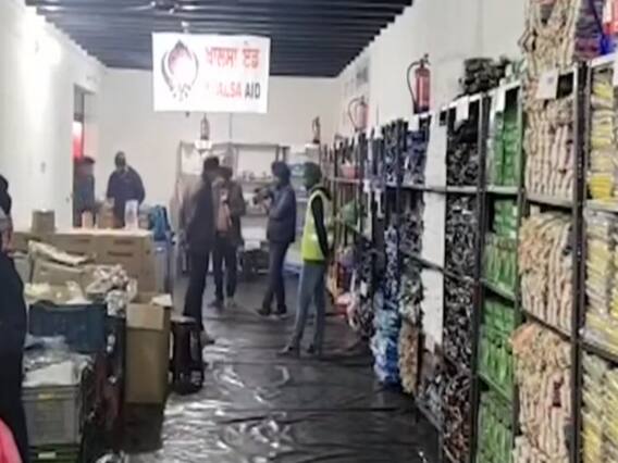 किसानों की मदद के लिए दिल्ली के टिकरी बॉर्डर पर खुला मॉल, मुफ्त में मिलेगा जरूरत का सामान