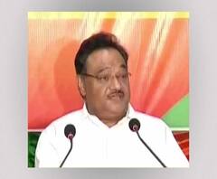 ''কোনও ঘটনার তদন্তের আগেই পুলিশের আড়ালে তৃণমূলই ট্যুইট করে দিচ্ছে'', আক্রমণ বিজেপি নেতা শমীকের