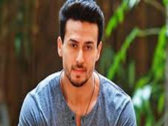 टाइगर श्रॉफ और जैकी के बीच हुई 50 करोड़ की डील ! | खबर फिल्मी है