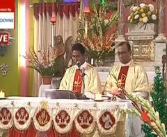 Christmas 2020: করোনা আবহে বড়দিন, Park Street এ জাঁকজমক অনেকটাই ফিকে, দুপুরের পর বন্ধ St. Paul's Cathedral