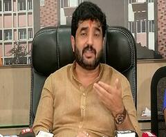 #Corona ब्रिटनहून पुण्यात परतलेल्या 542 प्रवाशांपैकी 109 प्रवासी सापडेना, संपर्क होत नसल्याने खळबळ