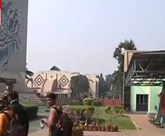 Christmas 2020: মাস্ক ছাড়া ঢোকা নিষেধ সায়েন্স সিটিতে, করোনা বিধি মেনে জনসমাগম শ্রীরামপুর গির্জাতেও 