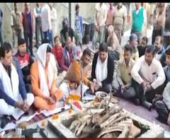 नटवरलाल पे यैसा वीडियो आपने पहले नहीं देखा होगा | UP का नटवरलाल | ABP GANGA 