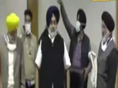 Farmers' Protest: Akali Dal delegation to meet Maharashtra CM today at 12:30 pm