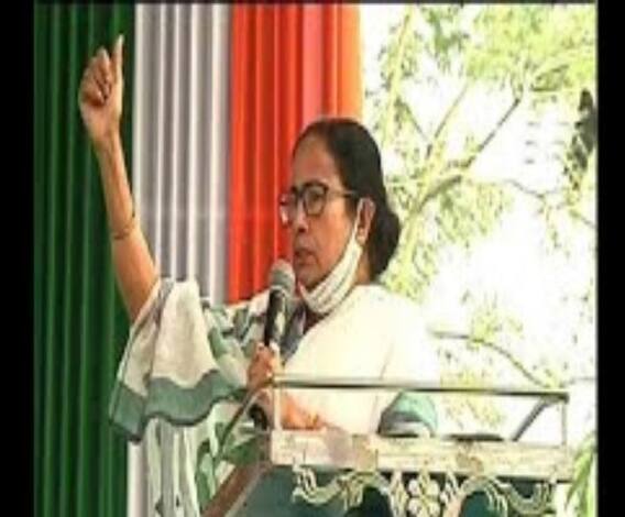 এক ডজন গল্প: কোচবিহারের সভায় ফের বিজেপিকে 'বহিরাগত' খোঁচা মুখ্যমন্ত্রীর, পাল্টা জবাব দিলীপ-জয়প্রকাশের