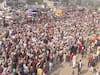 किसान आंदोलन: सिंघु बॉर्डर पर ट्रक और ट्रेक्टर की लंबी कतार, लगा 5 km लंबा जाम