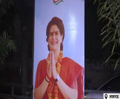 Priyanka Gandhi का 'हिंदूवादी अवतार' ! 2022 की तैयारी ? | ABP Ganga 