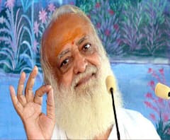 दुष्कर्म के दोषी Asaram Bapu के नाम पर हुआ सत्संग, कंबल भी बांटे गए | ABP Ganga 