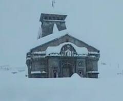 केदारनाथ में जबर्दस्त बर्फबारी, दिखी बर्फ की सफेद चादर