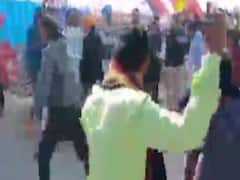 farmers Protest: દિલ્હી-રાજસ્થાન બોર્ડર પર ગુજરાતના ખેડૂતોએ રમ્યા ગરબા, જુઓ વીડિયો