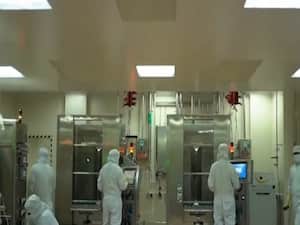 Know how New COVID-19 strain has isolated Britain | Master Stroke Full