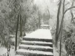 China: Visuals of Heavy Snowfall will make you happy