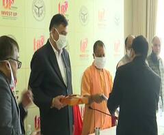 आखिर Yogi का Mumbai दौरा Shivsena को क्यों अखर रहा है?|Film City Fight| Poorab Paschim| ABPGanga