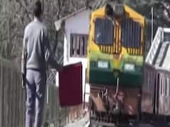 शिमला जाने वाले सैलानियों के लिए खुशखबरी, फिर से शुरू हुई Toy Train सेवा