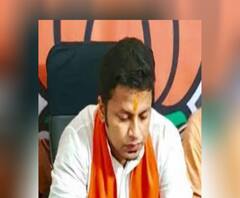 West Bengal Elections 2021: 'বাইরে থেকে লোক এনে ভিড় বাড়াচ্ছে তৃণমূল', মুখ্যমন্ত্রীর সভার আগে ভিডিও বার্তা অনুপম হাজরার 